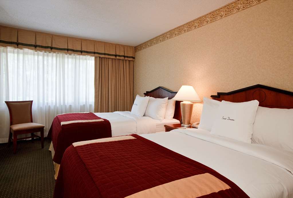 Doubletree Suites By Hilton Hotel Cincinnati - Blue Ash Шарънвил Стая снимка